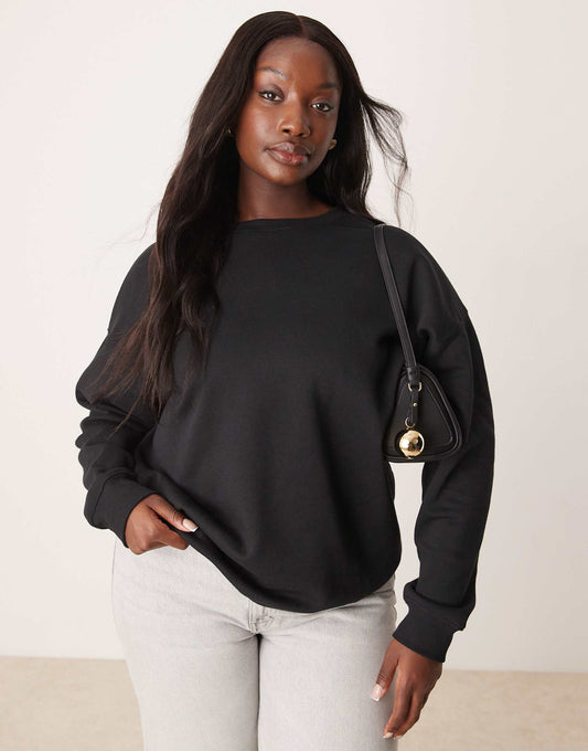 Curve Sweatshirt