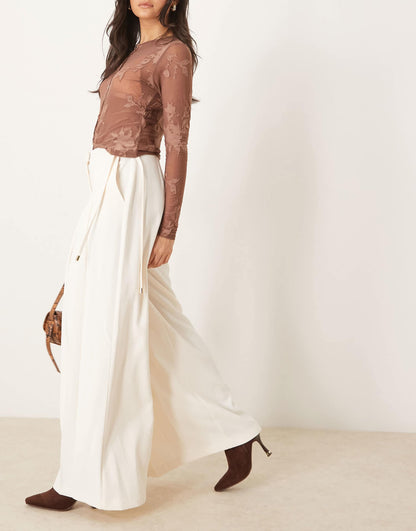 Tailored Wide Leg Trousers With Pleat Detail