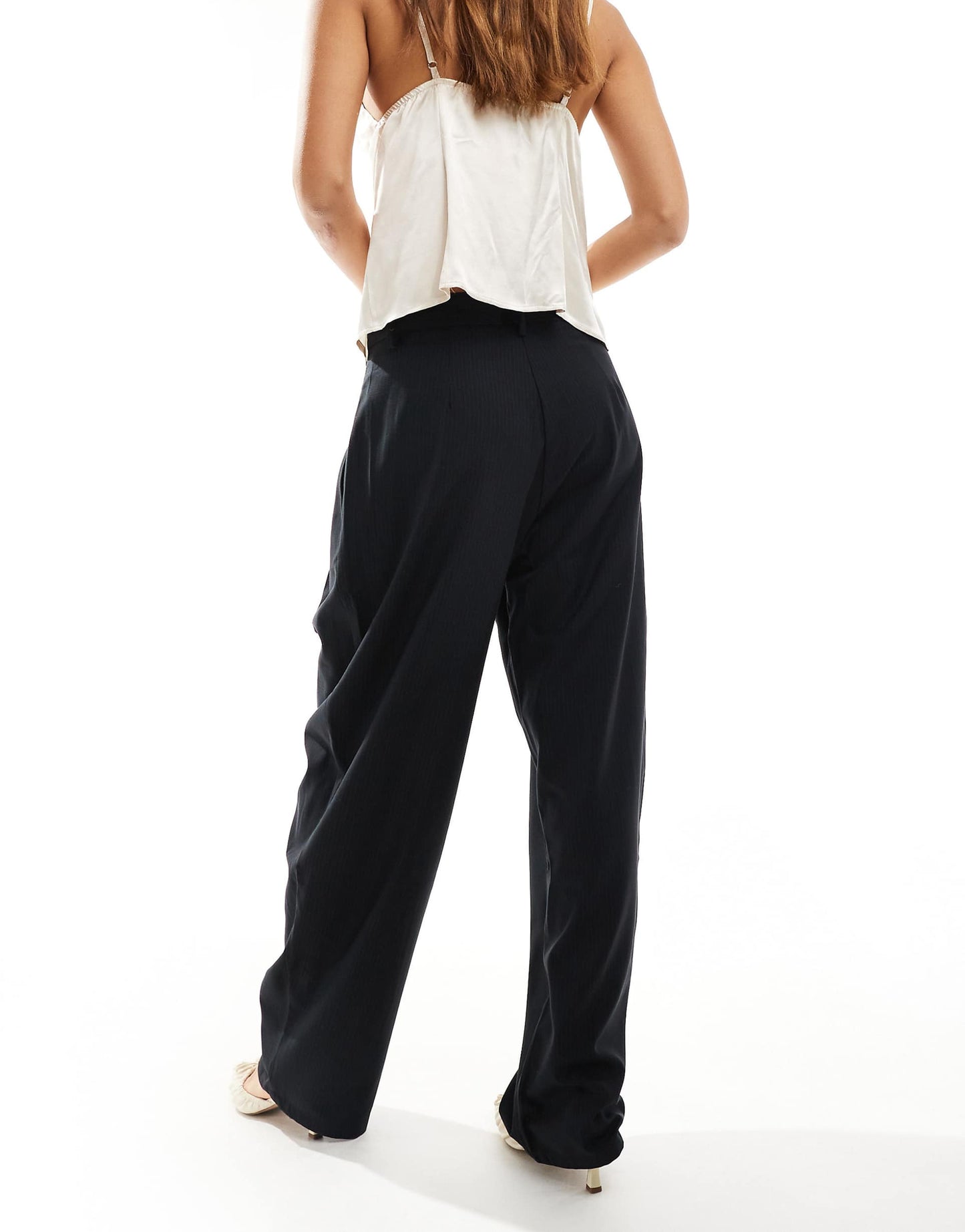 Barrel Leg Tailored Trouser