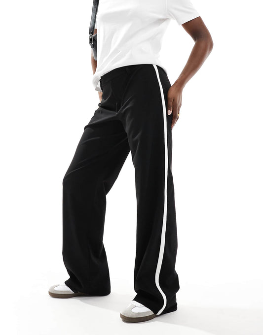 Wide Leg Trouser With Side Stripe Detail