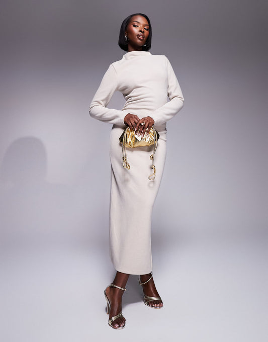 Cosy Ruched Midi Dress