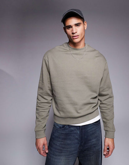 Essential Boxy Oversized Sweatshirt