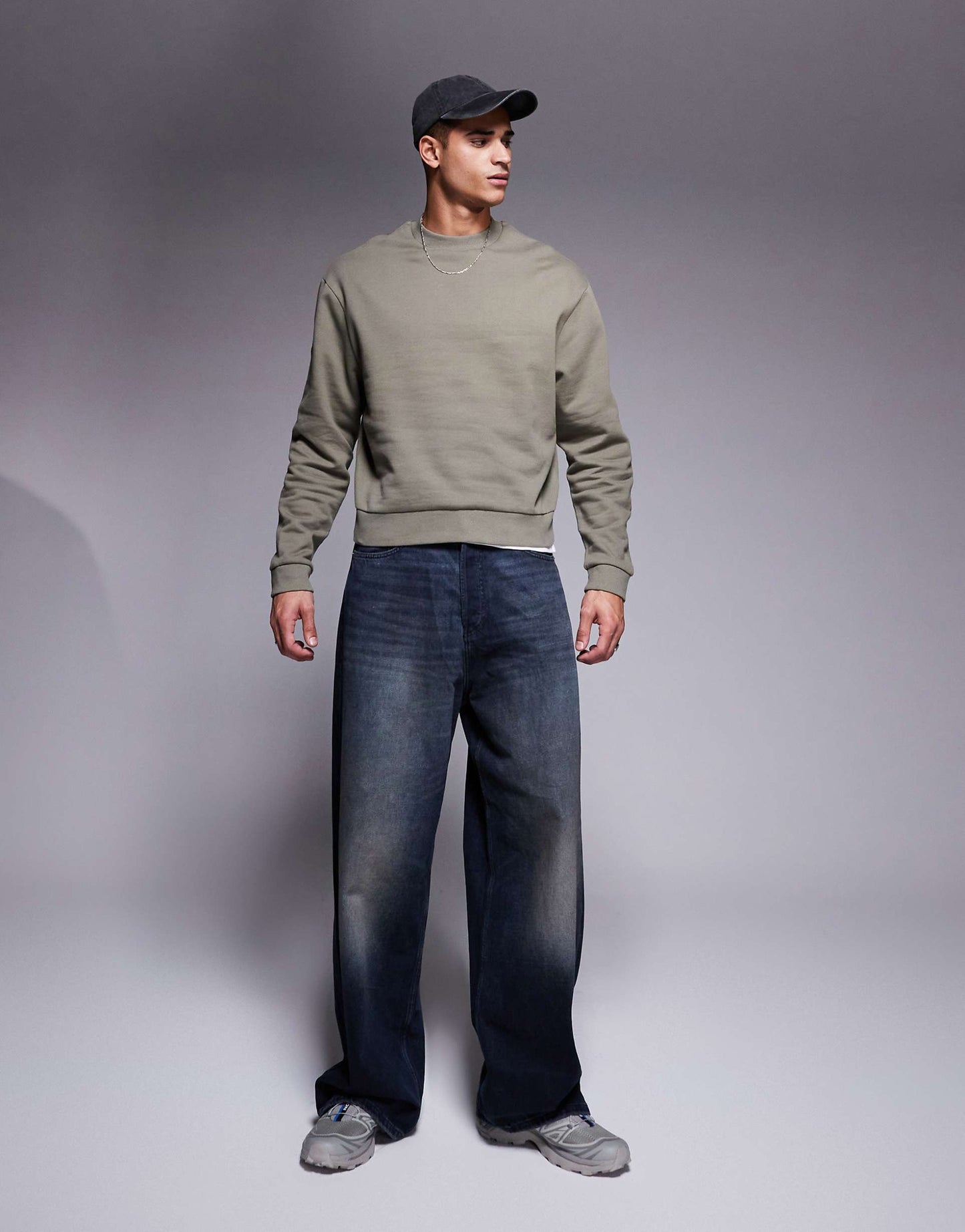 Essential Boxy Oversized Sweatshirt