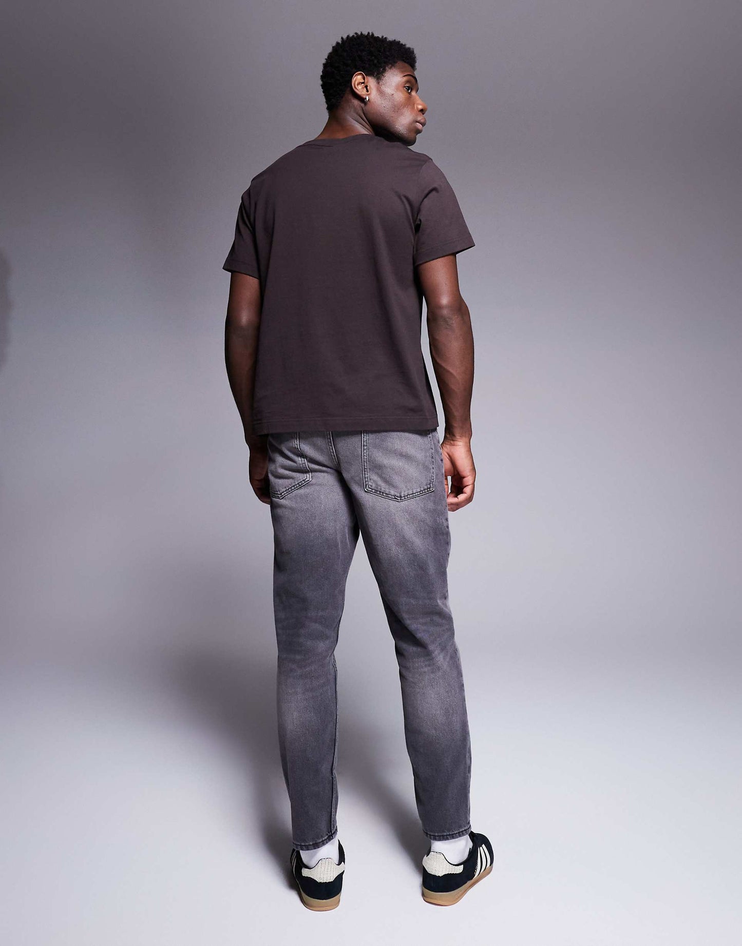 Tapered Jeans