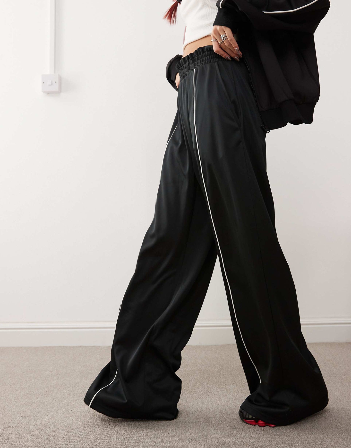 Wide Leg Pull On Track Pant With Front Stripe