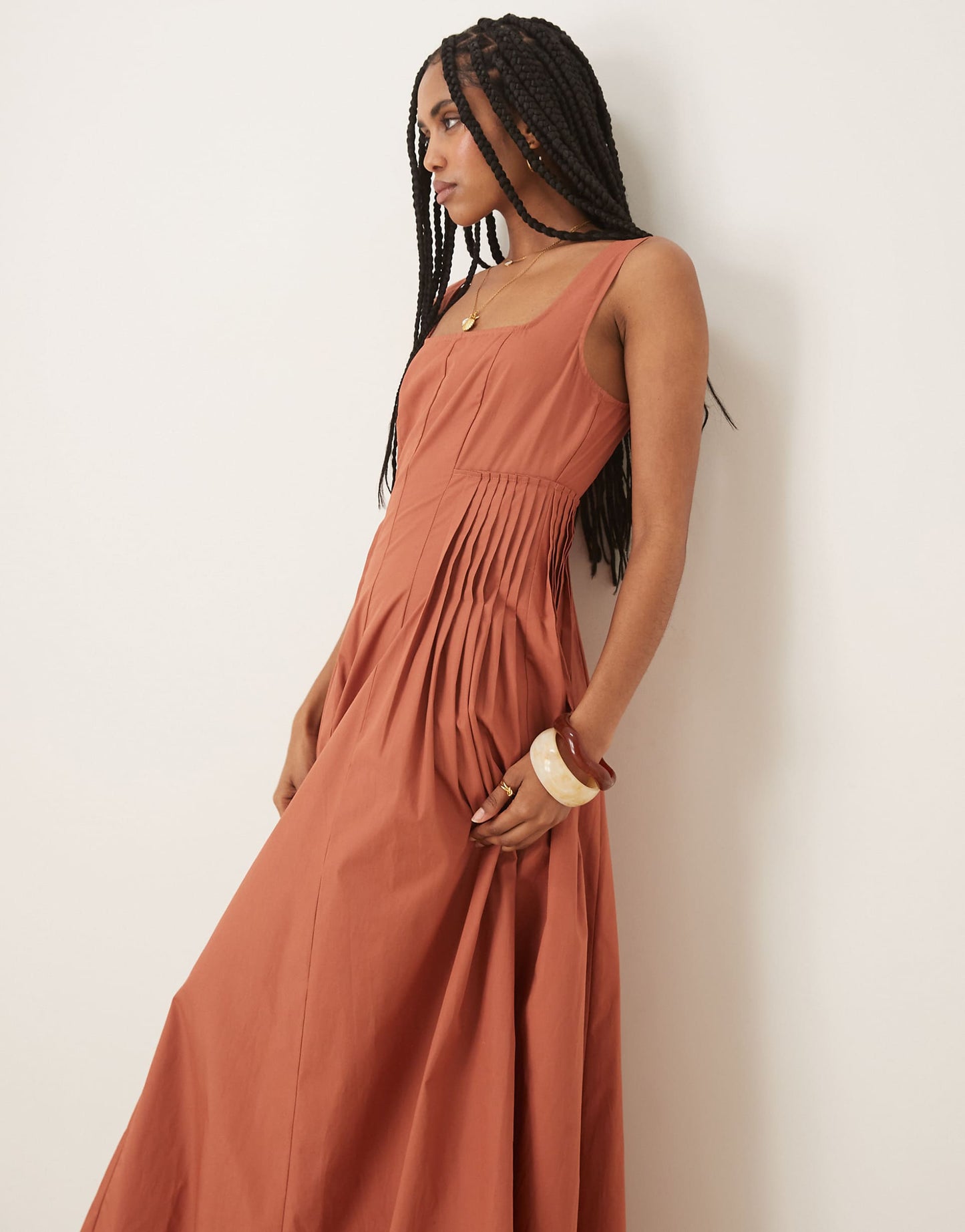 Scoop Neck Pleat Waist Midi Dress