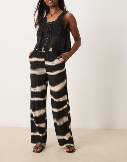 Wide Leg Trousers