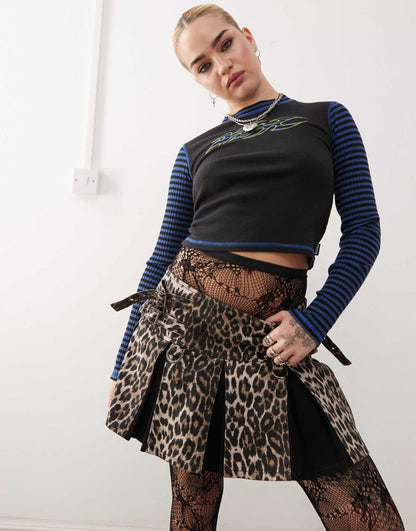 London Low Rise Mini Pleated Skirt