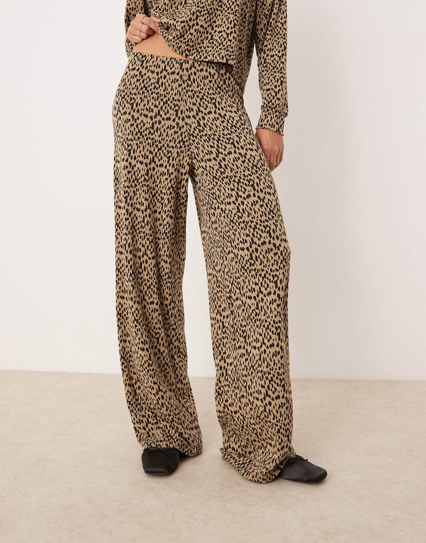 Wide Leg Super Soft Knit Trouser Co-Ord