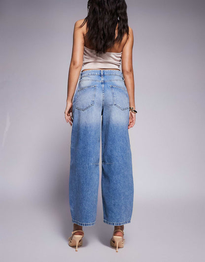 Front Pocket Detail Jean