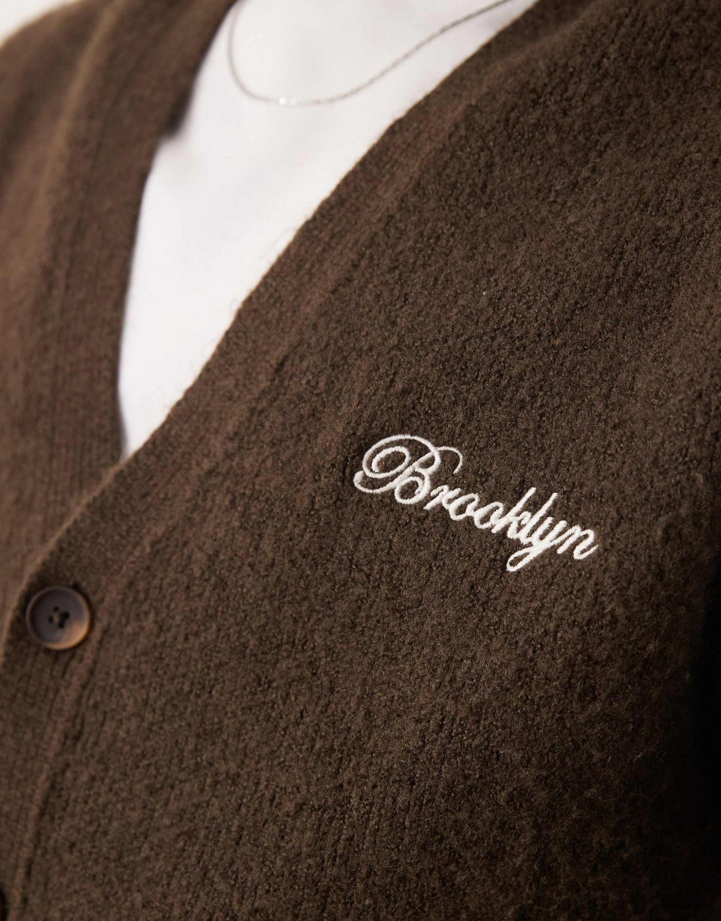 Relaxed Knitted Cardigan With City Chest Embroidery