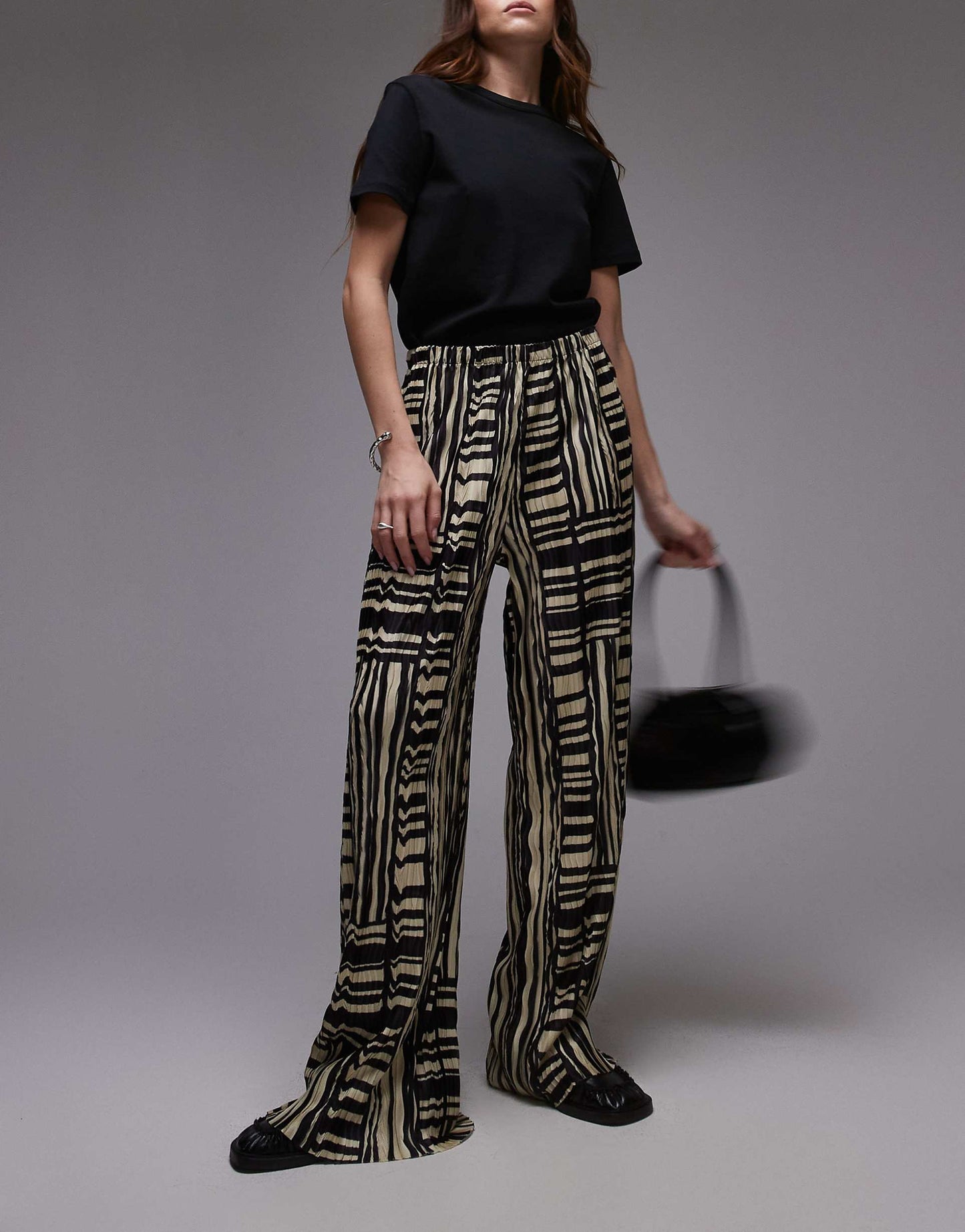 Abstract Print Plisse Wide Leg Trouser