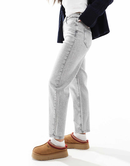 Tessa Mom Jeans