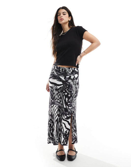 Ankle Slip Skirt