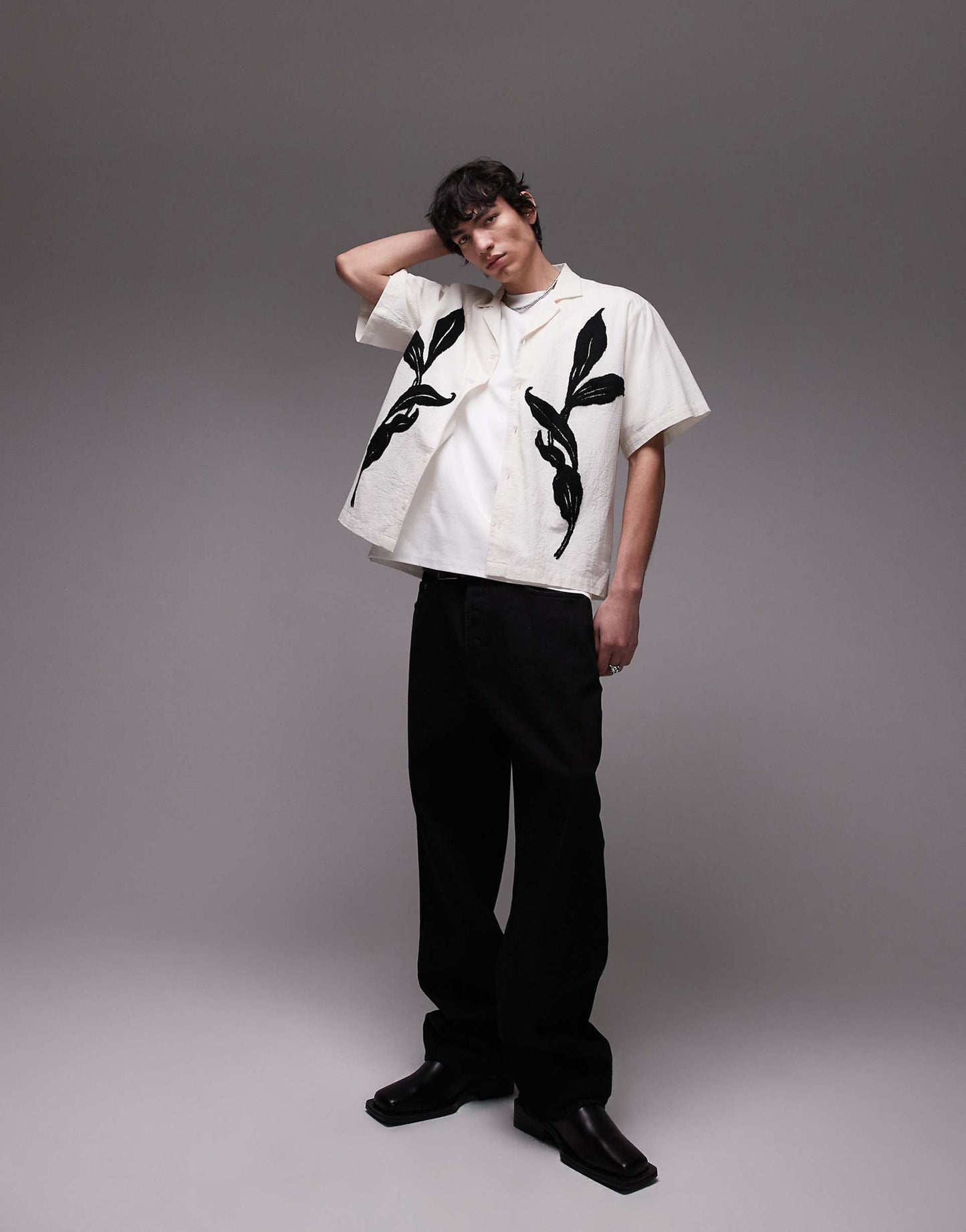Short Sleeve Floral Embroidered Shirt