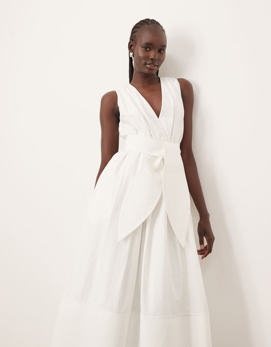 Premium Textured Midi Dress With V Front