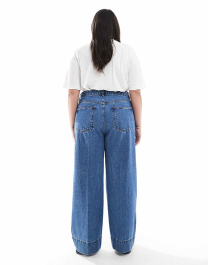 Curve Wide Leg Jean With Crease Front