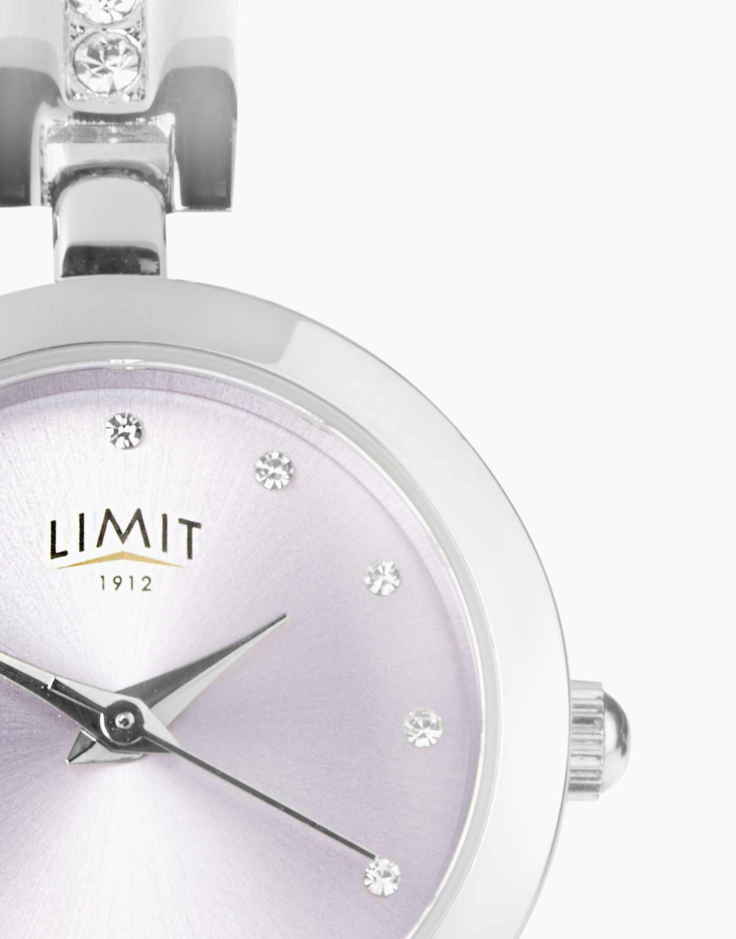 Classic 25Mm Womens Round Silver Analogue Watch