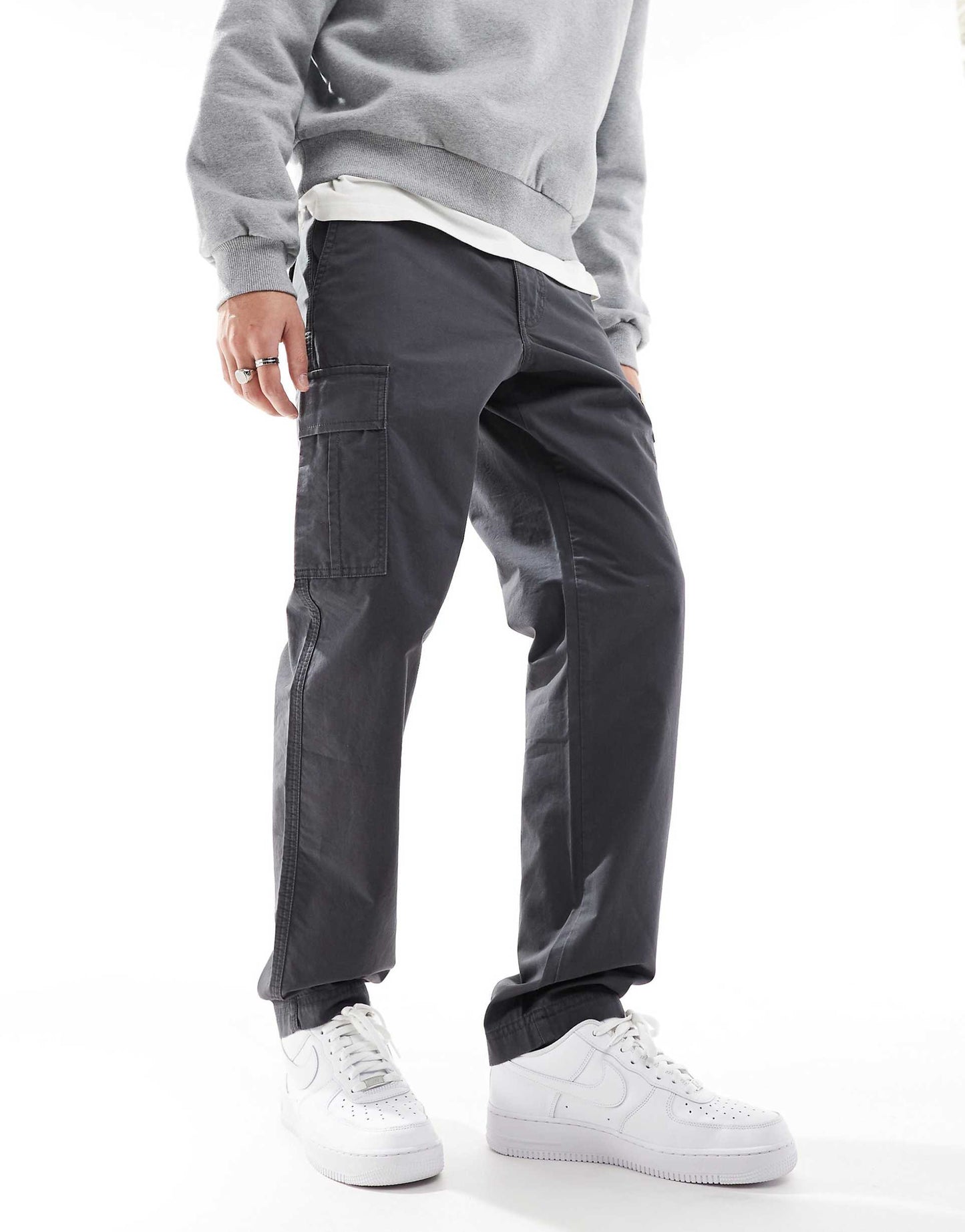 Loose Fit Cargo Trouser