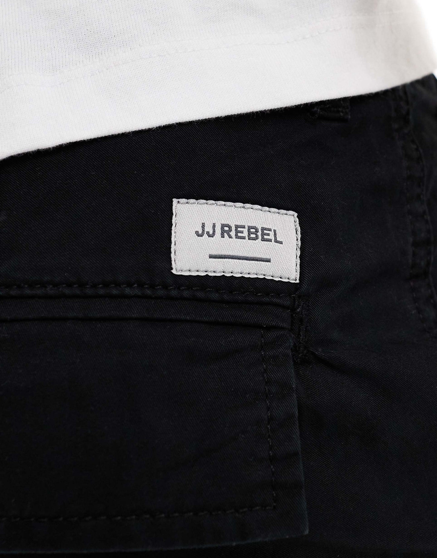 Loose Fit Cargo Trouser