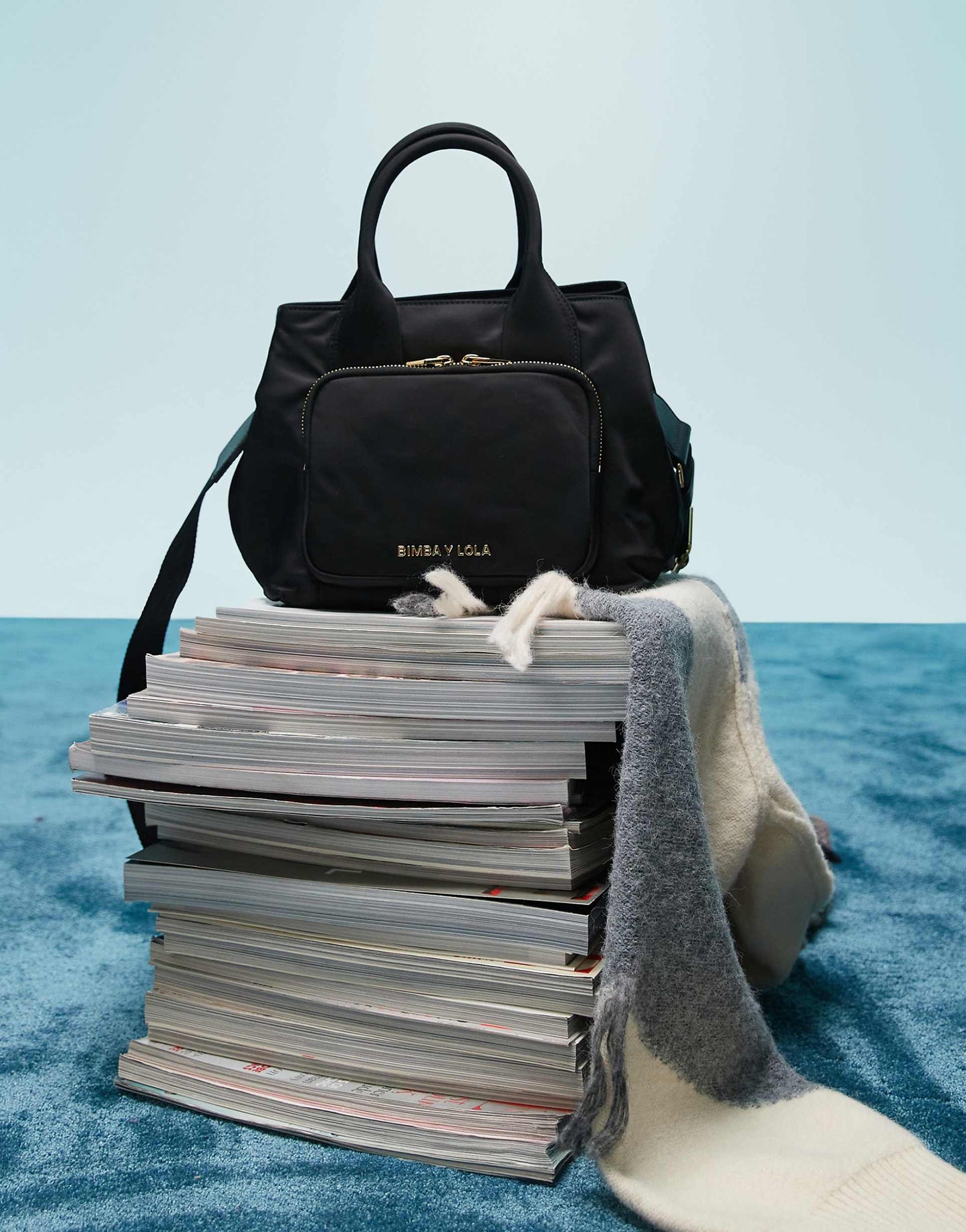 Nylon Grab Handle Bag With Detachable Strap
