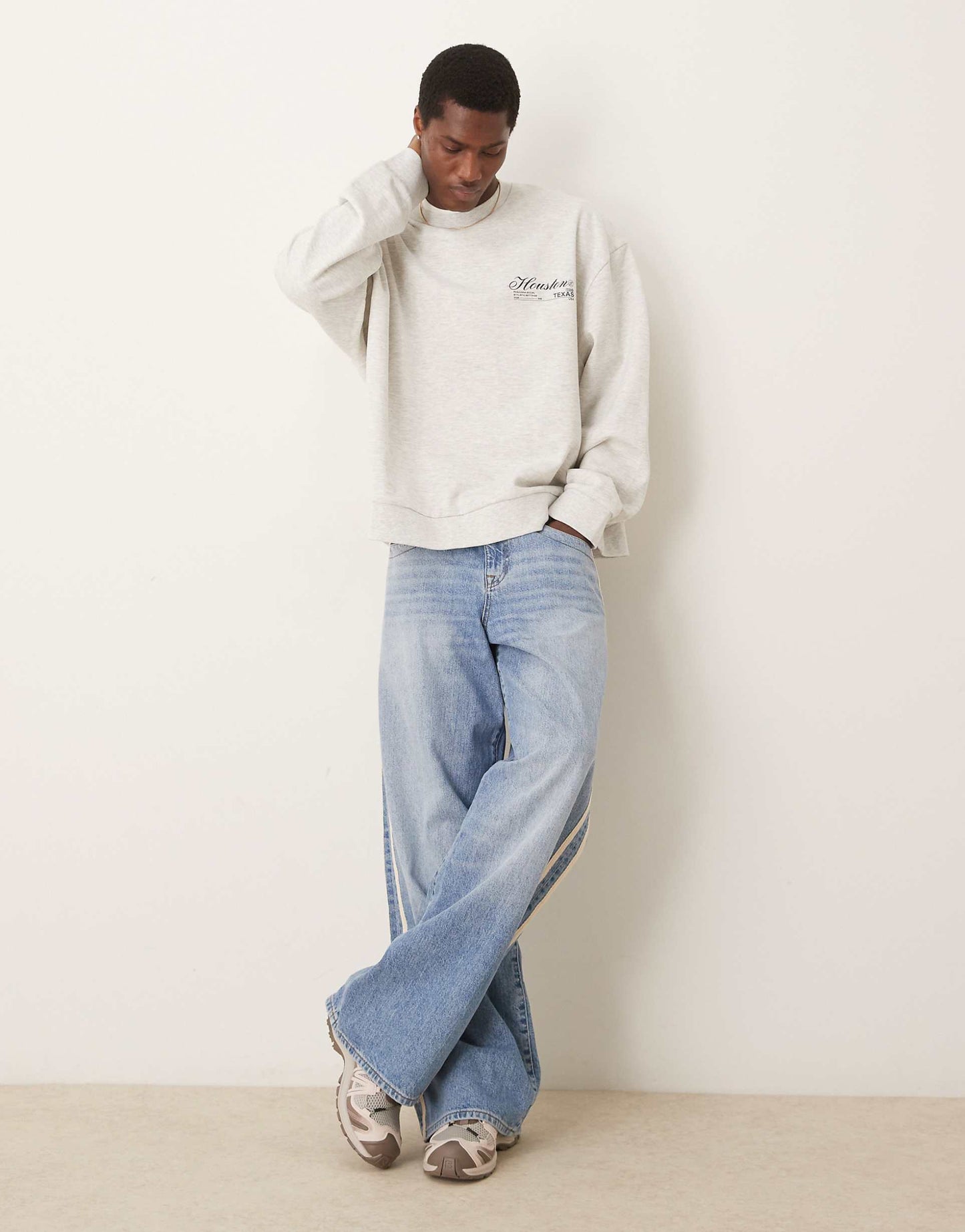 Oversized Sweatshirt With Chest Print