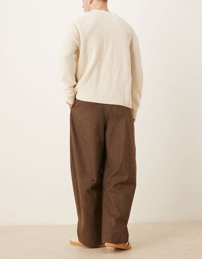 Smart Horseshoe Fit Trousers With Front Pleats