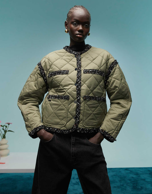 Lightweight Puffer Jacket With Contrast Trim