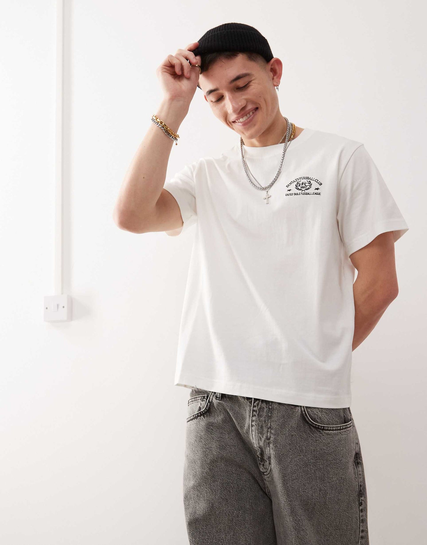 Boxy Fit Oversized T-Shirt With Fantazy Fussball Graphic Print
