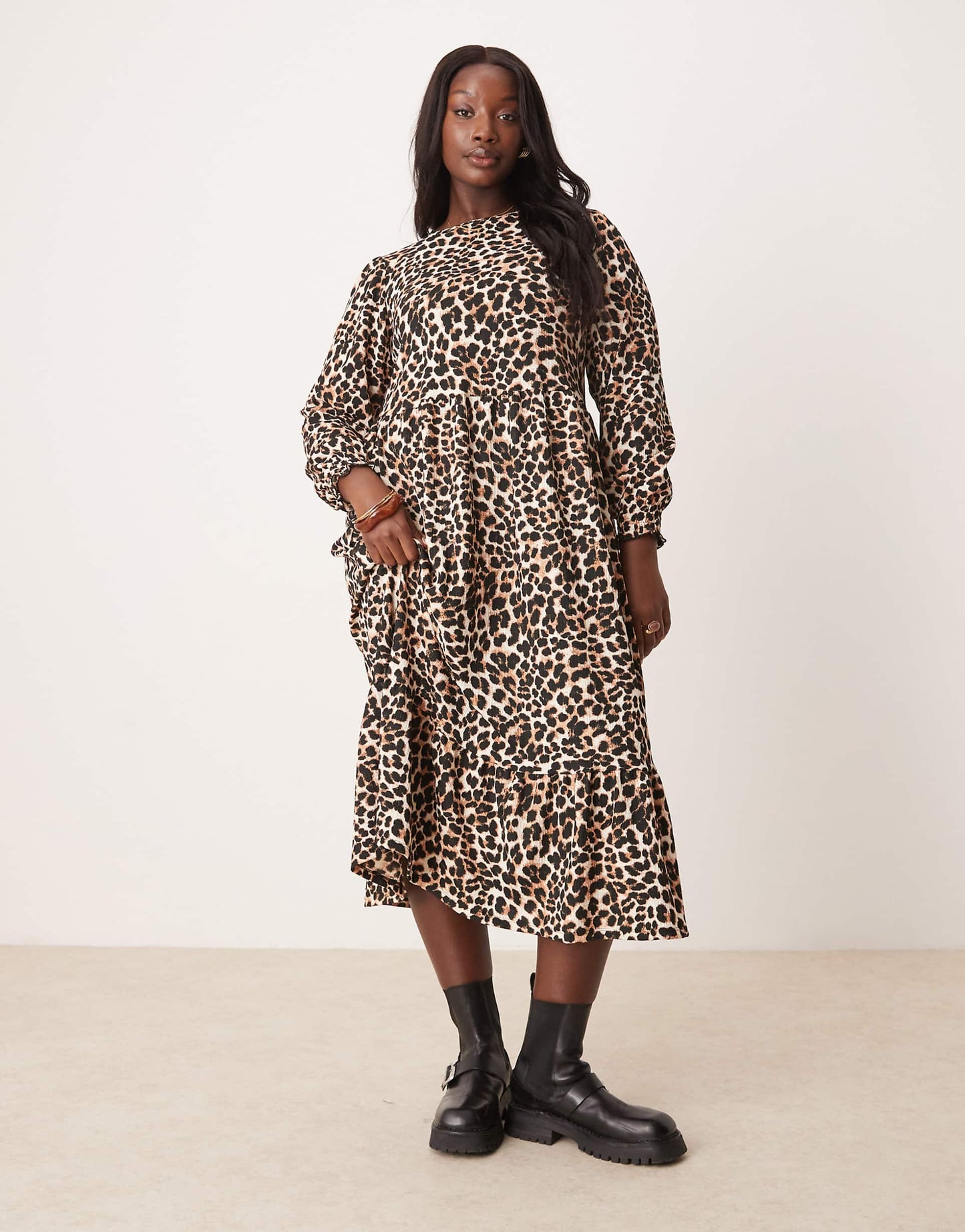 Curve Long Sleeve Crinkle Midi Dress