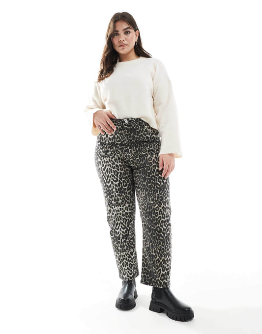 Curve Hannah Straight Leg Jean