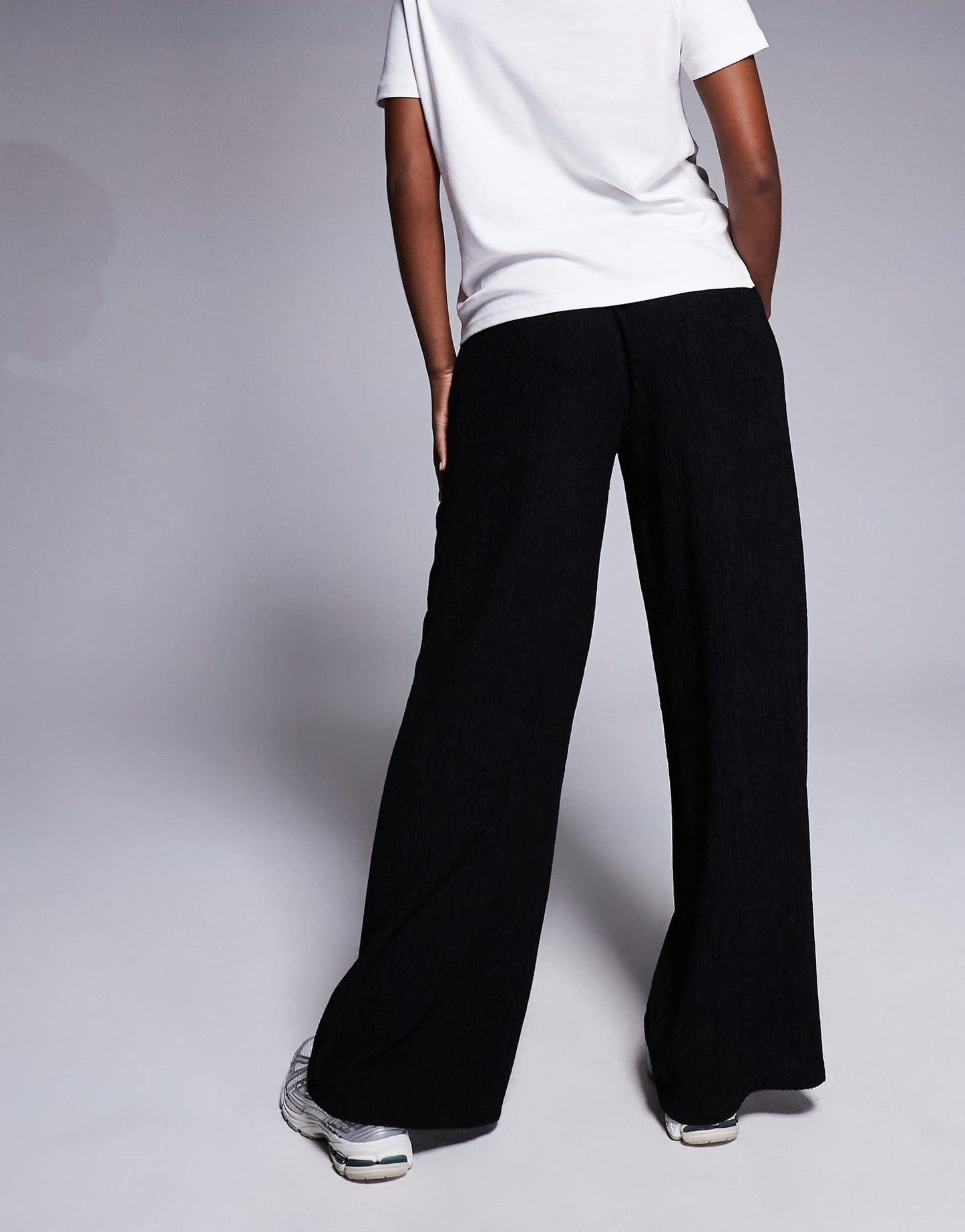 Textured Wide Leg Trouser