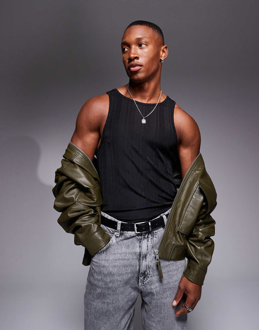 Muscle Fit High Scoop Vest