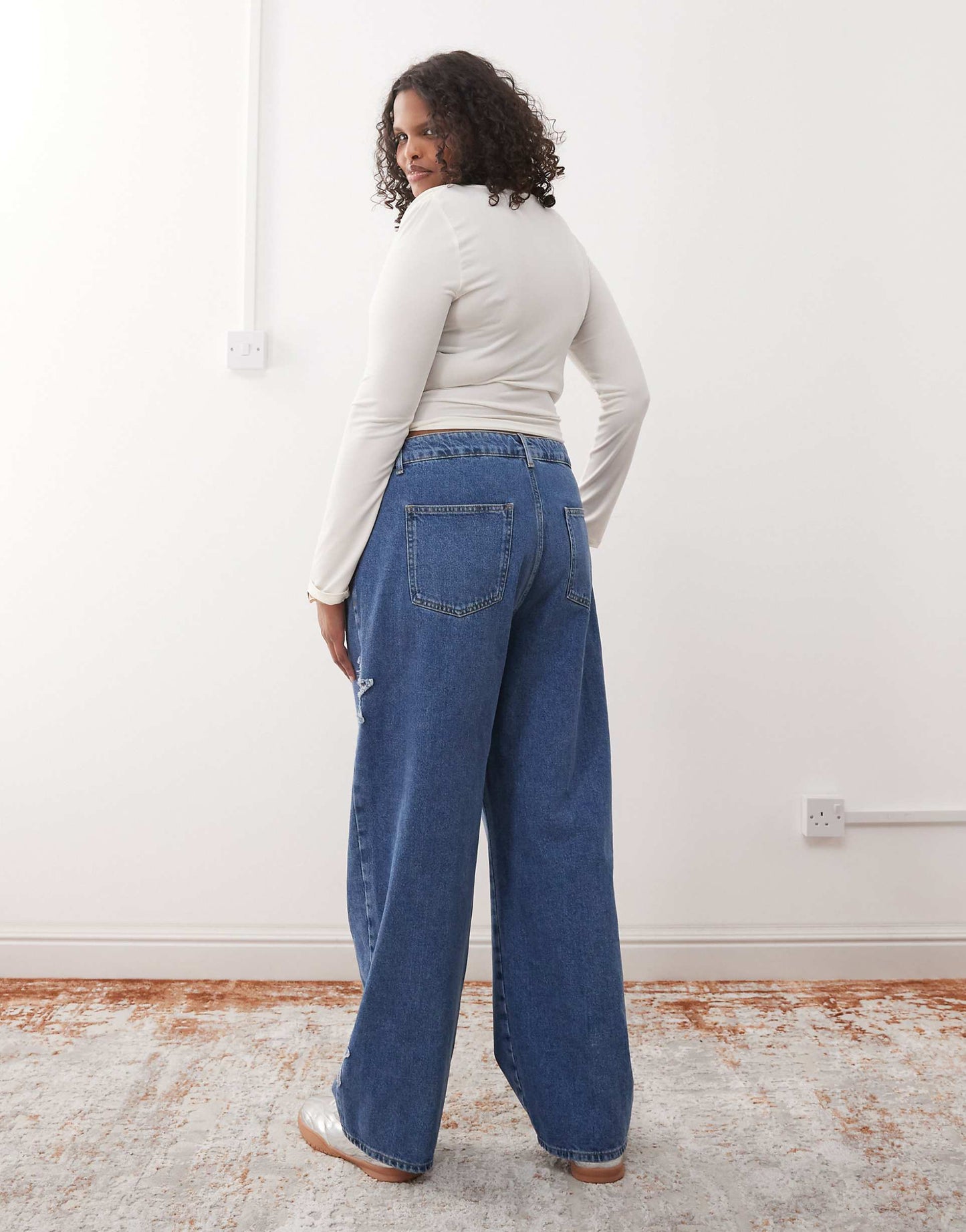 Curve Wide Leg Jeans With Star Patches