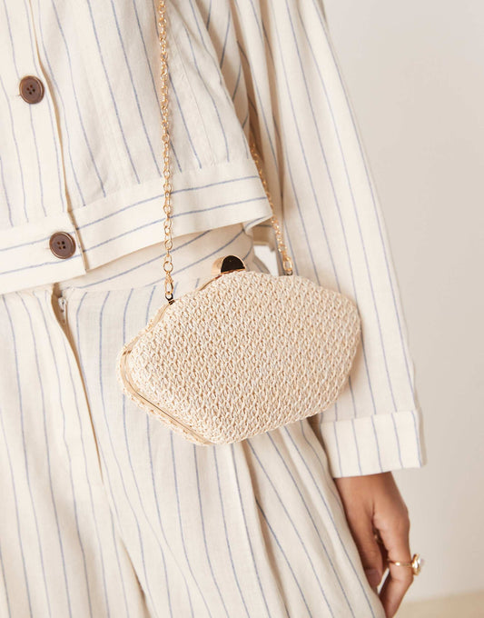 Crochet Shell Clutch Bag With Crossbody Chain Strap