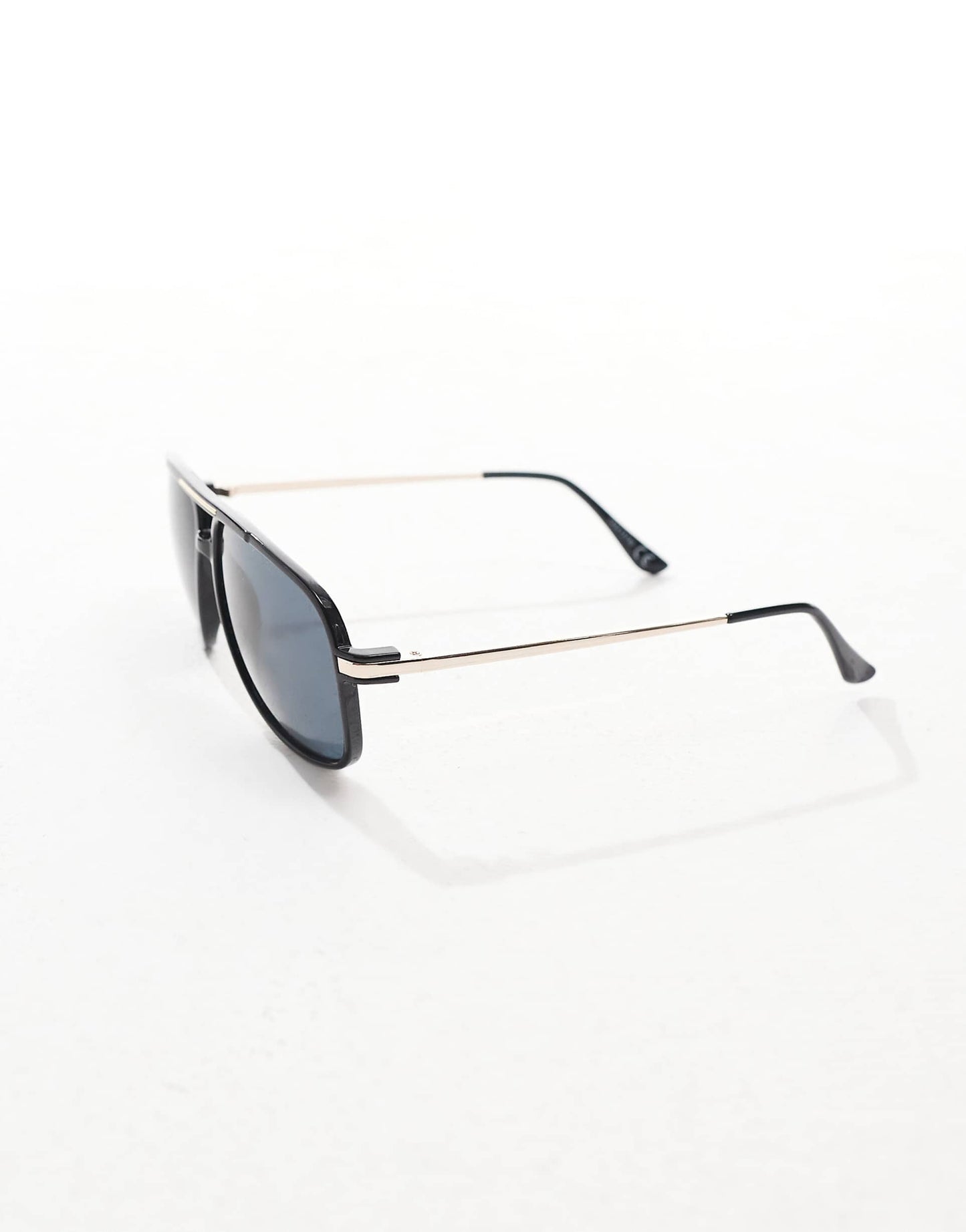 Aviator Sunglasses With Gold