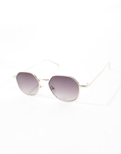 Angled Round Metal Sunglasses With Smoke Gradient Lens