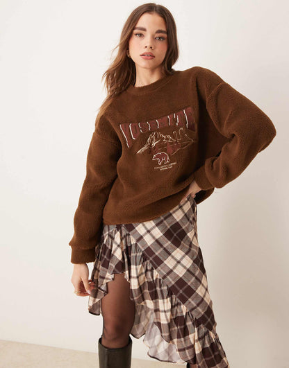 Yosemite Embroidered Borg Sweatshirt