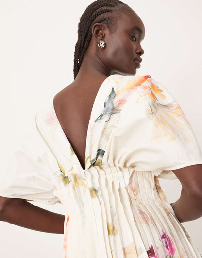 Cinched Waist Pleat Detail Maxi Dress