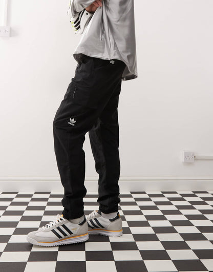 Originals Trefoil Essentials Woven Cargo Pants