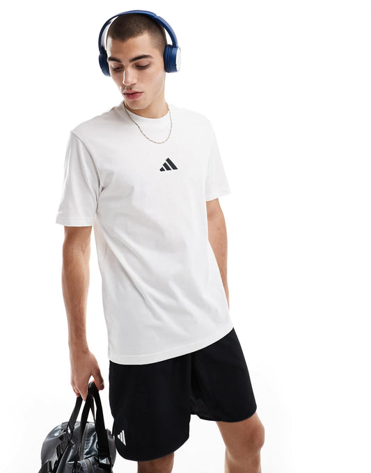 Performance Essentials Small Logo Single Jersey Tee