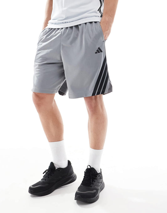 Basketball Legends 3-Stripes Basketball Shorts