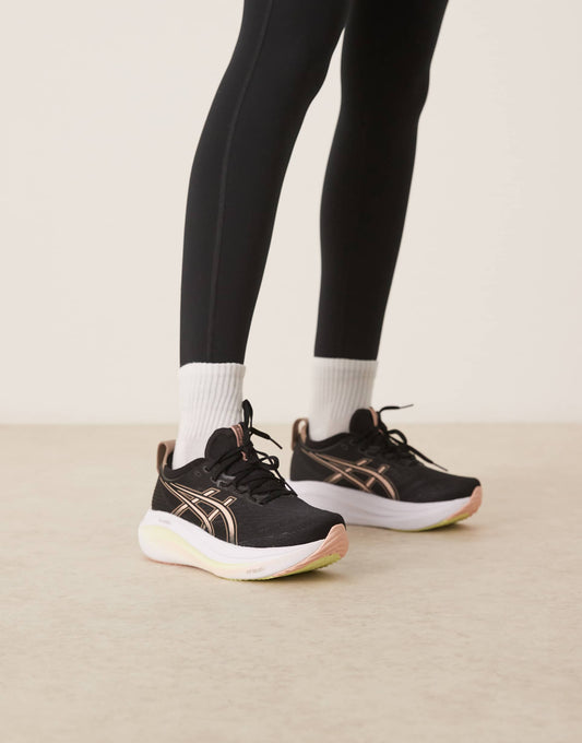 Gel-Nimbus 27 Running Trainers