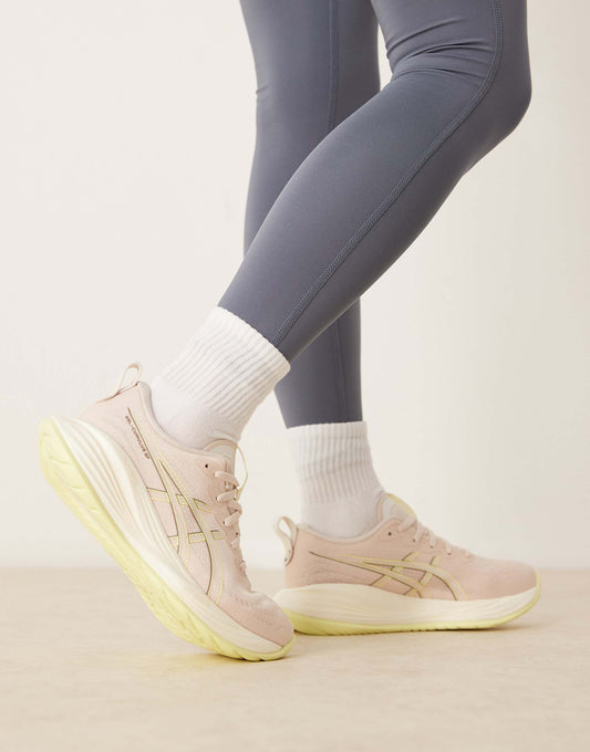 Gel-Cumulus 27 Running Trainers