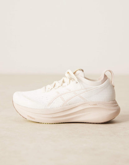 Gel-Nimbus 27 Running Trainers