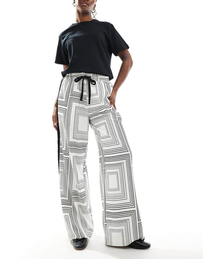 Pull On Trousers With Contrast Panel