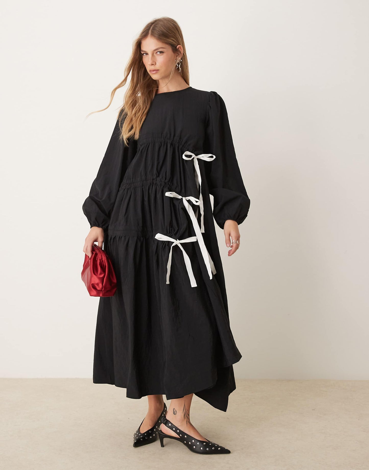 Contrast Bow Ruched Midi Dress