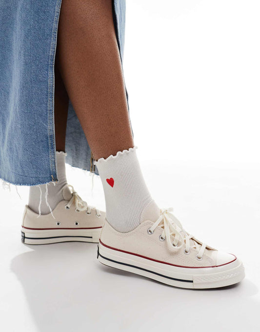 Chuck 70 Ox Wide Fit Trainers