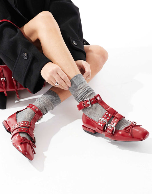 Buckle Detail Ballet Flat