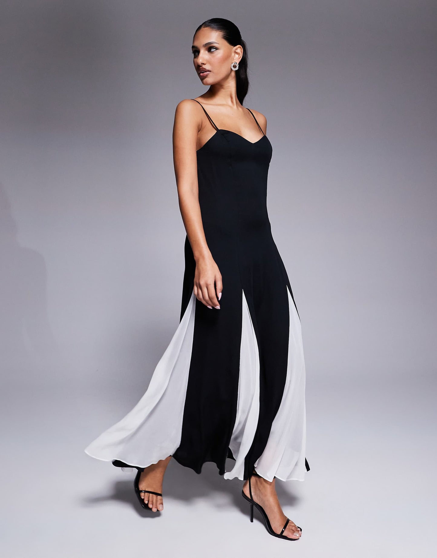 Contrast Maxi Dress